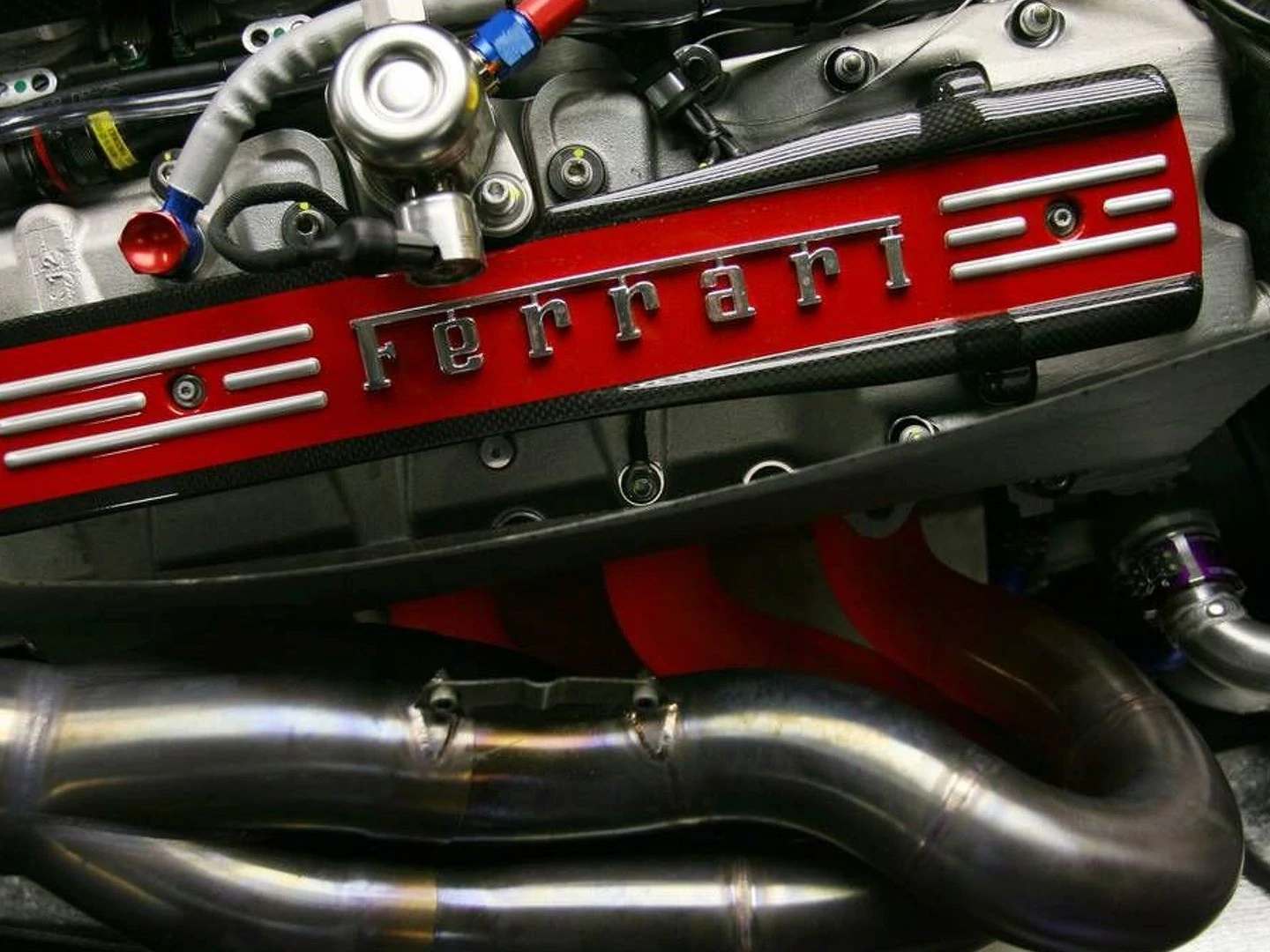 Scuderia Ferrari Fires Up V6 Turbo On Test Bench