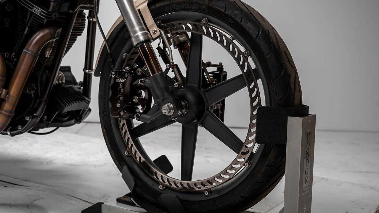 1988 Harley-Davidson FXLR - Wheel
