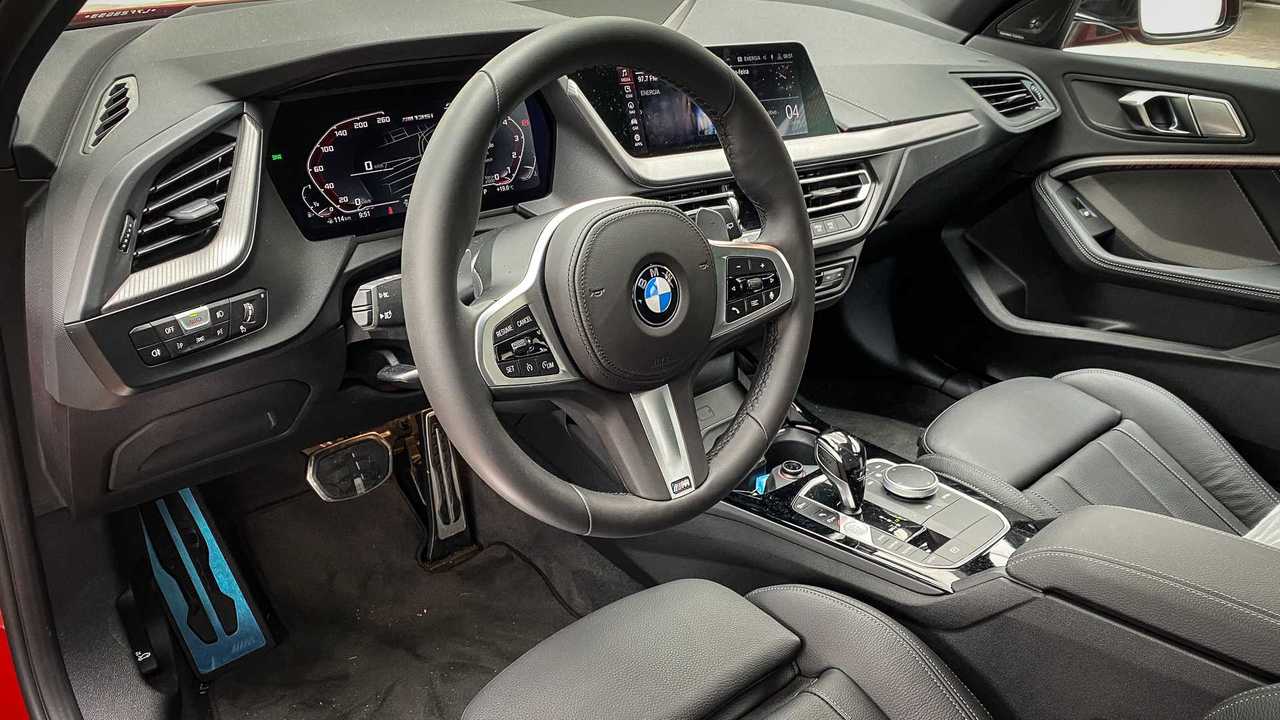 BMW M135i xDrive 2020 (Teste BR)