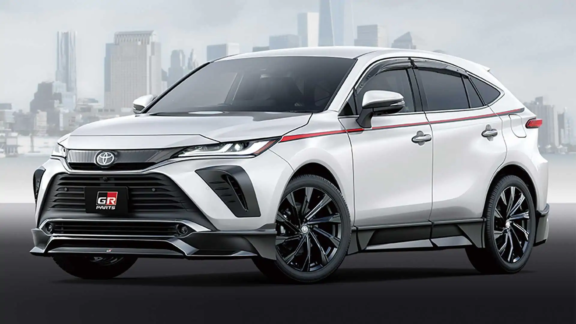 El Toyota Harrier El Rival Del Rav4 Recibe Piezas Deportivas