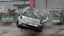 Auto elettriche, il crash test di Dekra