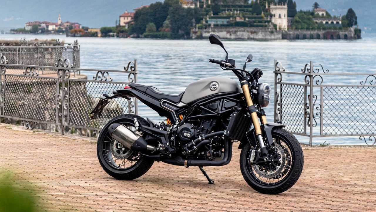 2020 Benelli Leoncino 800