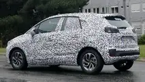 2017 Opel Meriva spy photo