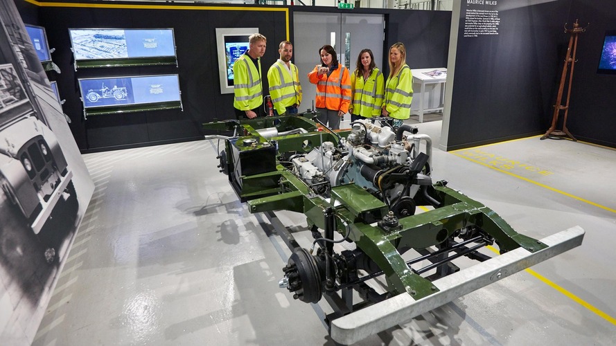 Land Rover Classic Restoration Tour