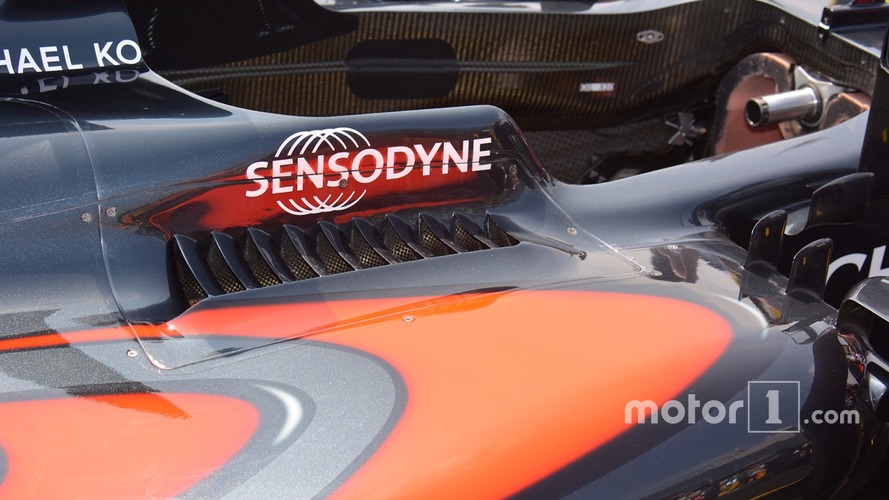 McLaren MP4-31 detail