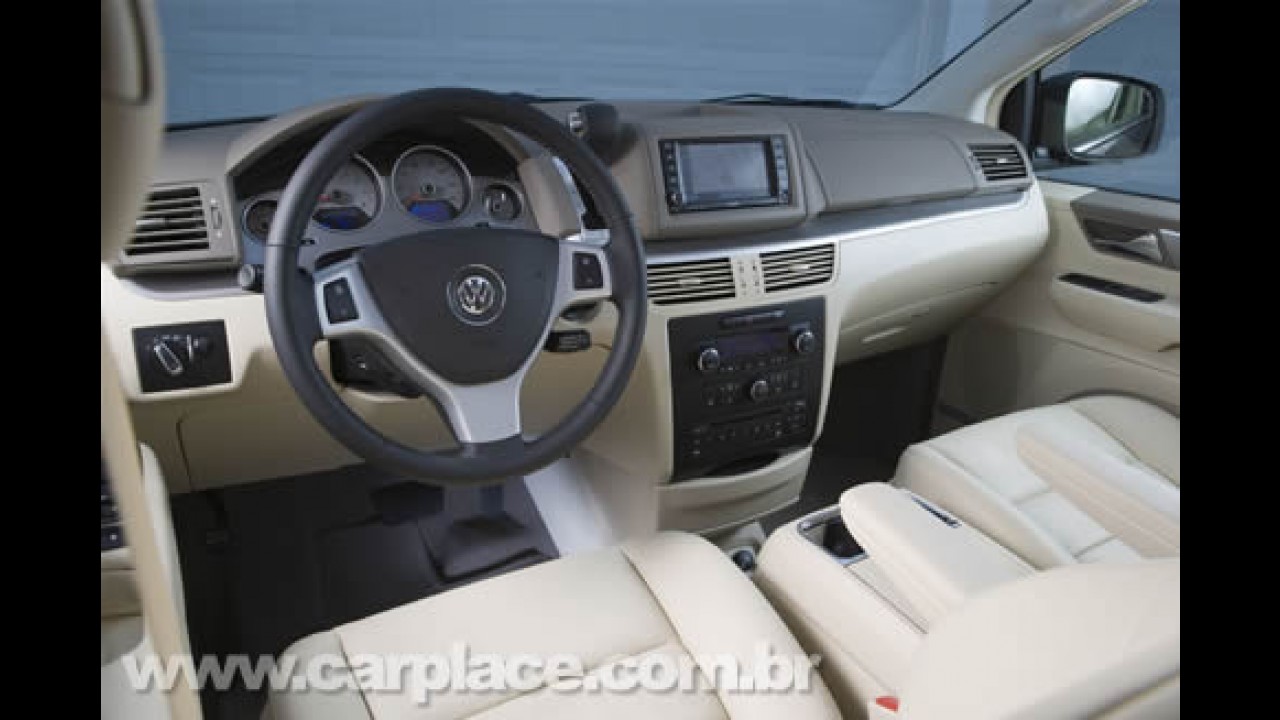 Salão de Chicago 2008: Volkswagen apresenta oficialmente a nova Routan