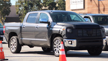 Makyajlı Toyota Tundra casus fotoğrafları