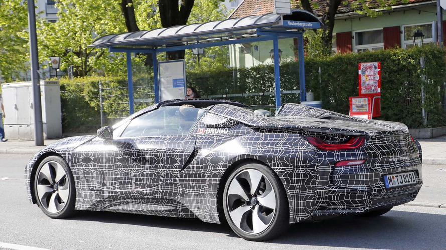 2018 BMW i8 Spyder yeni casus fotoğraflar