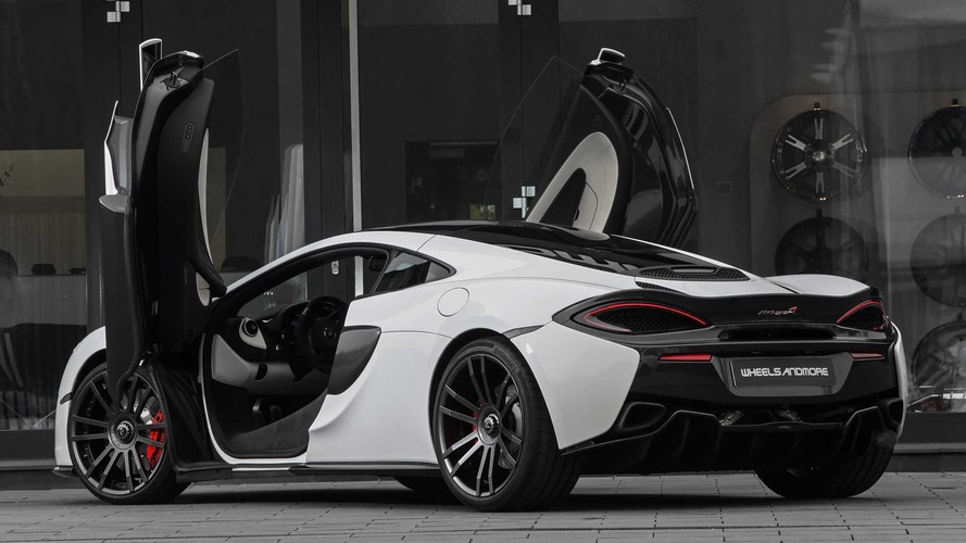 Wheelsandmore imzalı McLaren 570GT