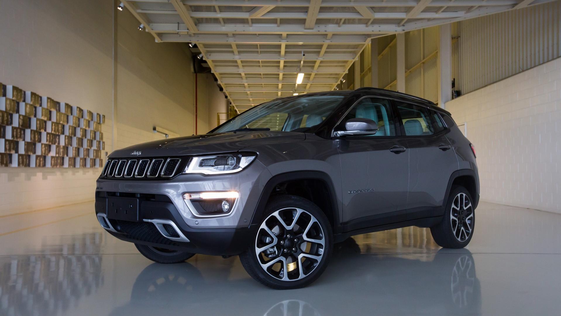 Jeep Compass 2018 chega mais equipado (e caro)