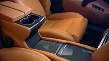 T Sportline Tesla Deri İç Kabin