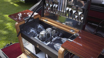 Rolls-Royce Bespoke four person picnic set 06.07.2010
