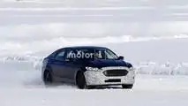 Ford Mondeo facelift spy photo