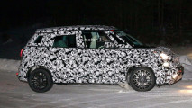 Fiat 500L restyling, le foto spia