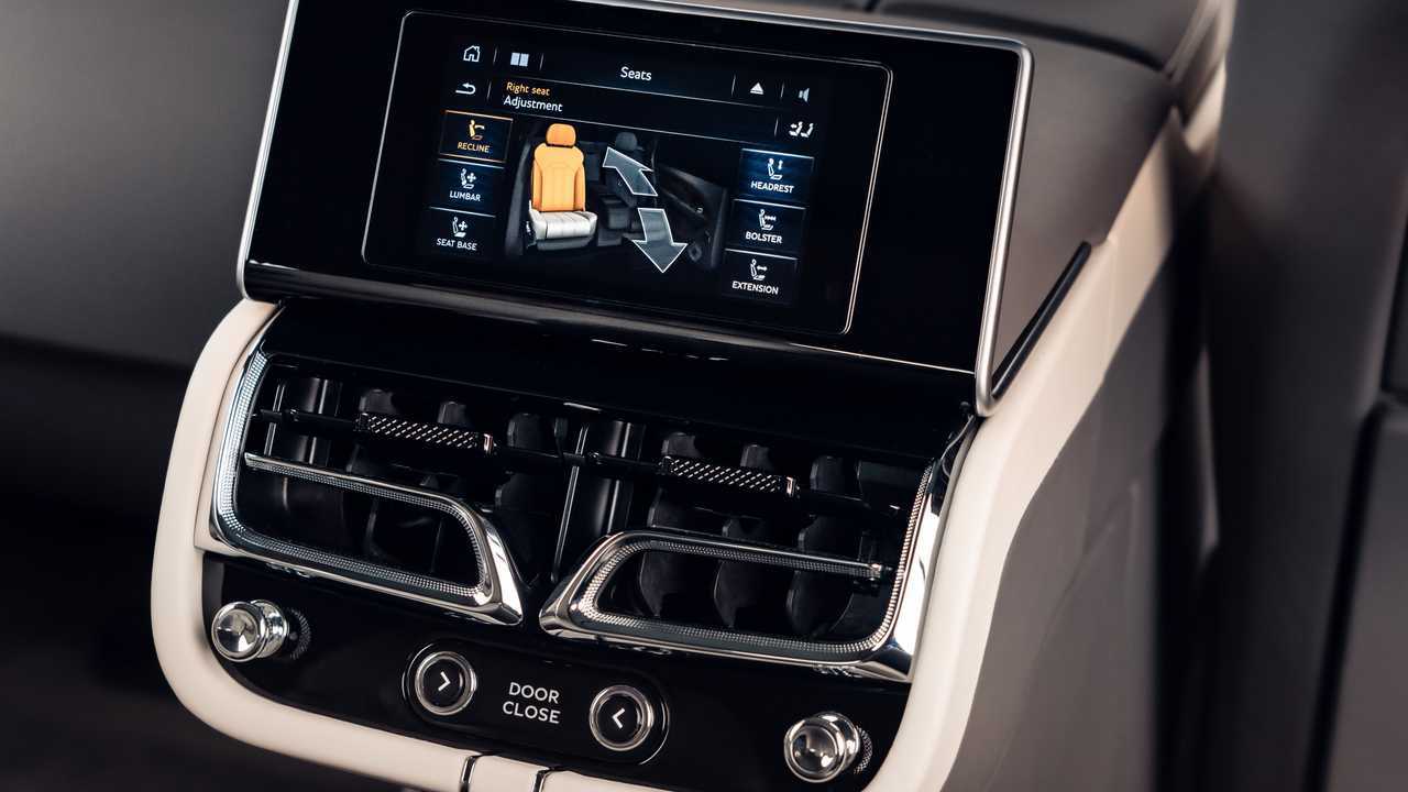 Bentley Bentayga Extended Wheelbase 2023