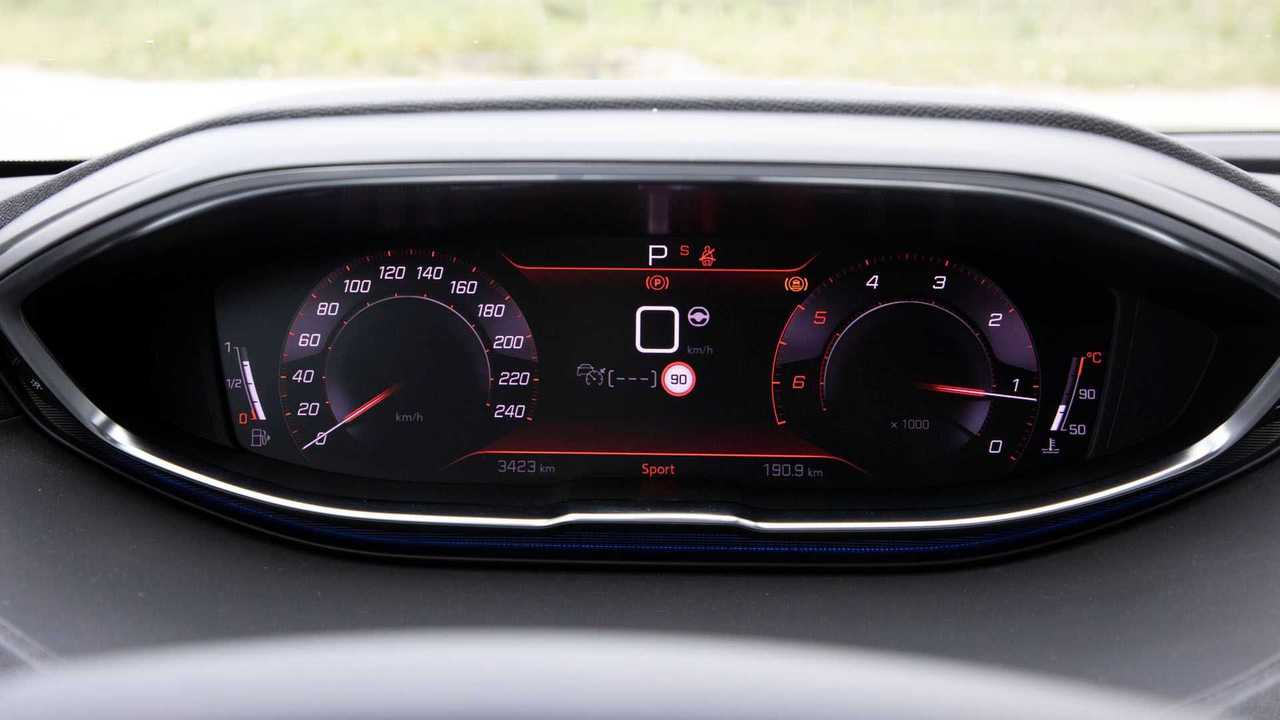 Peugeot 5008 BlueHDi 130 EAT8, prueba