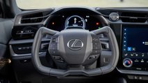 Lexus RZ 450e 2022 presentación estática