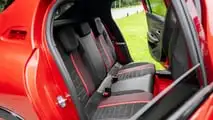 Avaliação do Peugeot E-208 GTi (2026)