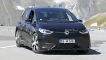 Photo espion vue de face de la VW ID.3 GTX