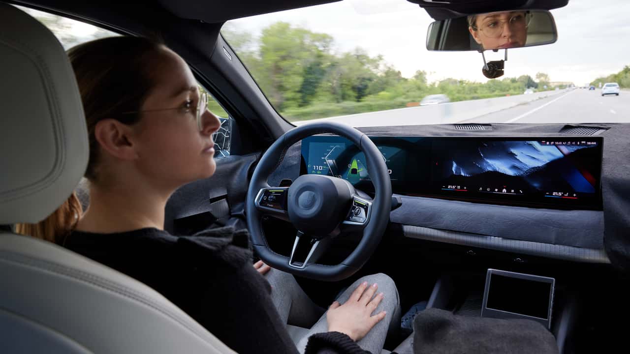 I test BMW sulla guida autonoma di livello 3