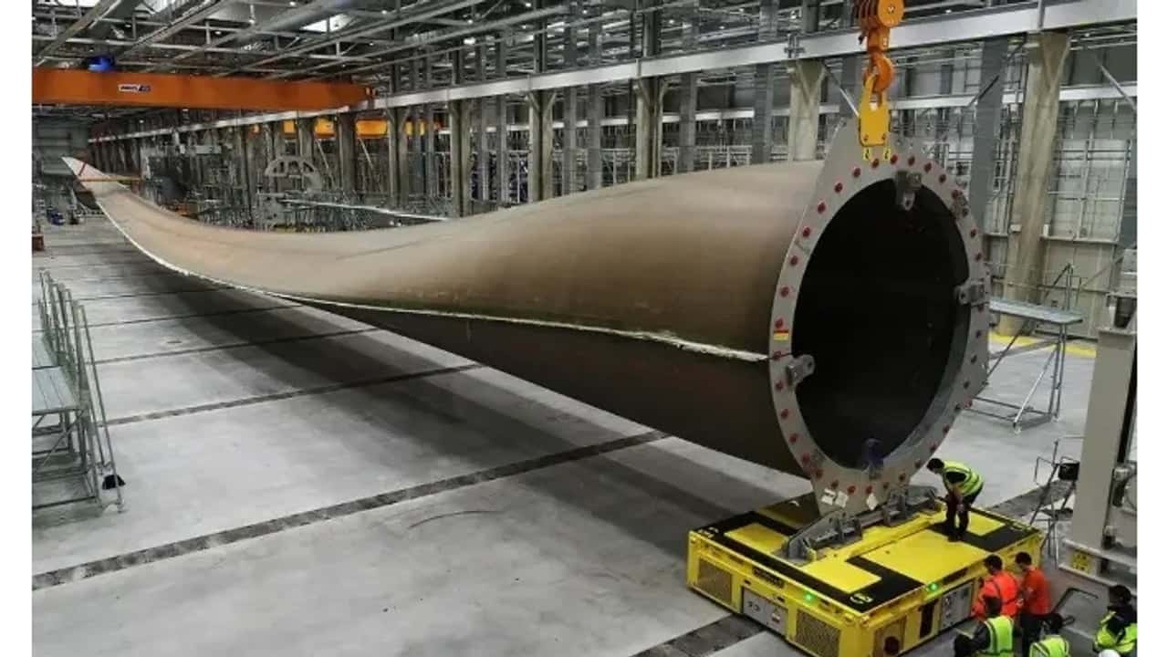 Una Pala eolica in fibra di carbonio