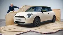 MINI Cooper SE Paul Smith Edition