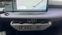 La nuova Nissan Leaf vista dal vivo