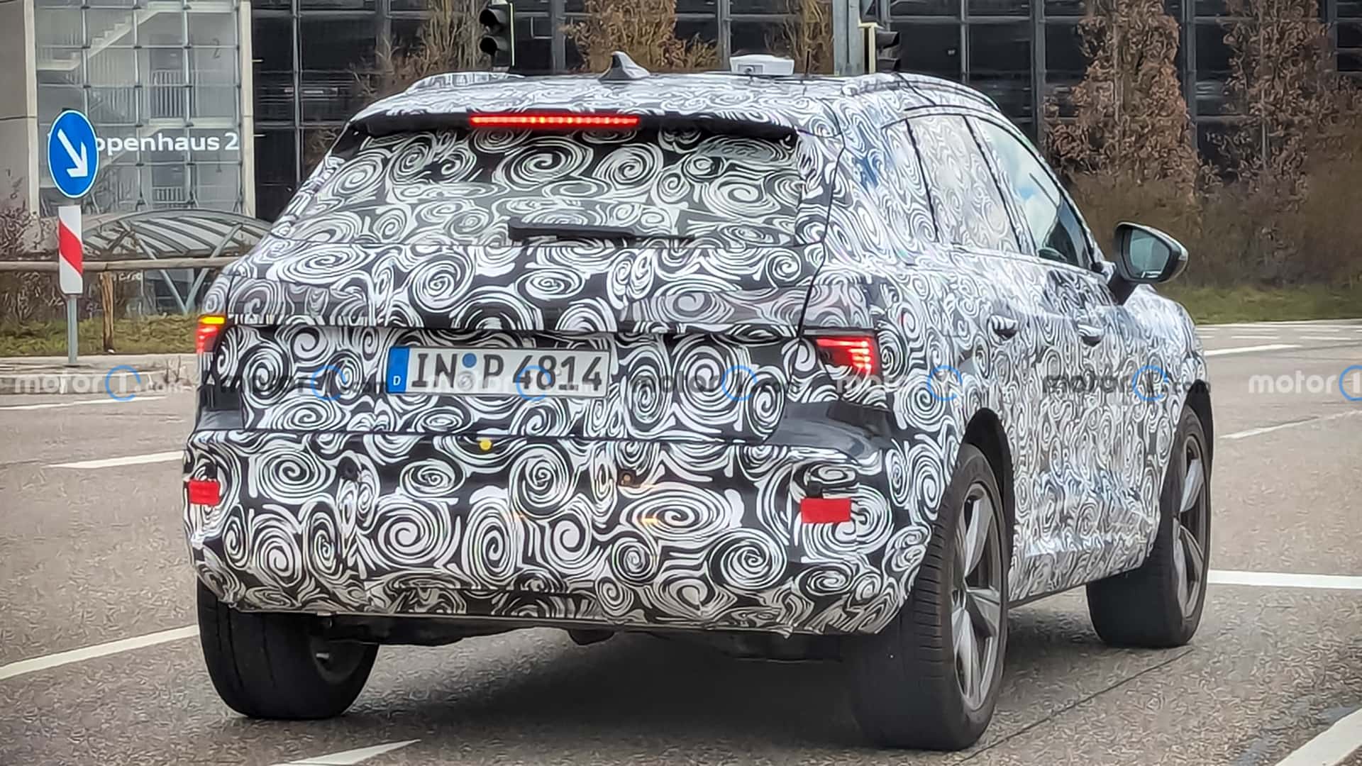 Neuer Audi Q3 2025 Zeigt Seine Heckleuchten Update neuer-audi-q3-2025-zeigt-seine-heckleuchten-update