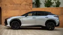 Lexus RZ 550e F Sport 2025, primera prueba