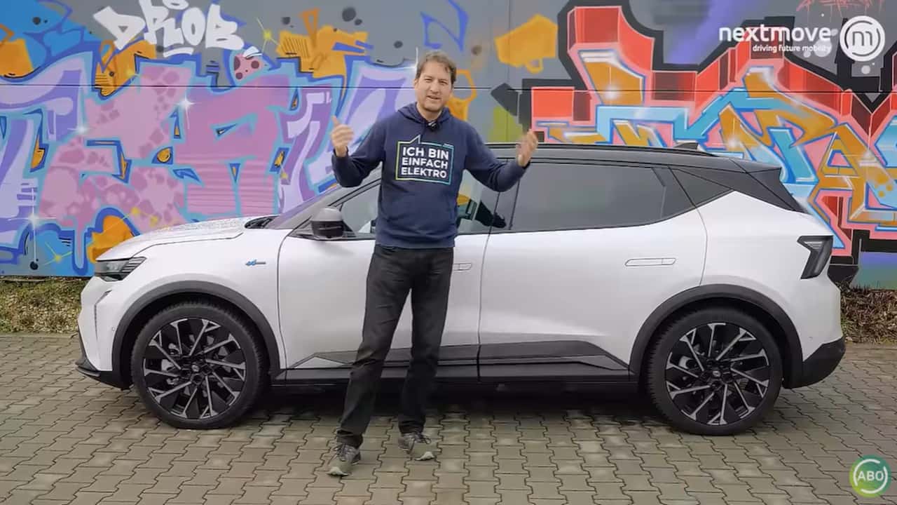 Renault Scenic E-Tech Electric und Tester Stefan Moeller von Nextmove