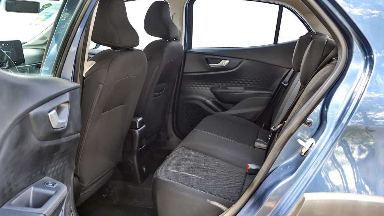Espaço traseiro do Fiat Pulse Drive 1.3 CVT