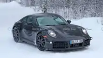 Porsche 911 Non-Turbo Facelift Front View Spy Photo