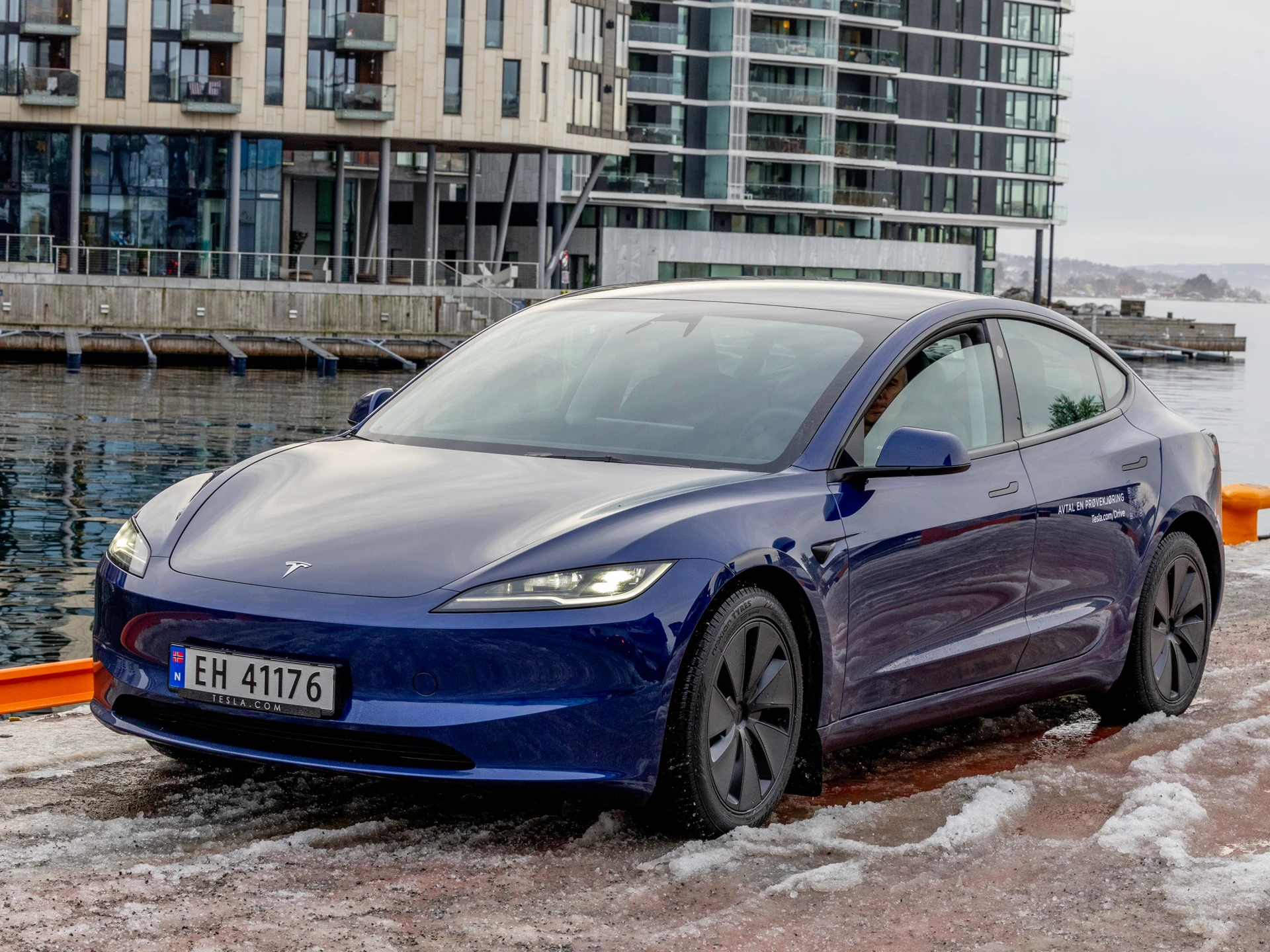 https://cdn.motor1.com/images/mgl/L3jBPW/139%3A0%3A2220%3A1667/tesla-model-3-highland-at-naf-winter-range-test-2024.webp?utm_source=chatgpt.com