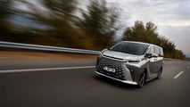 Lexus LM 350h Türkiye'de!