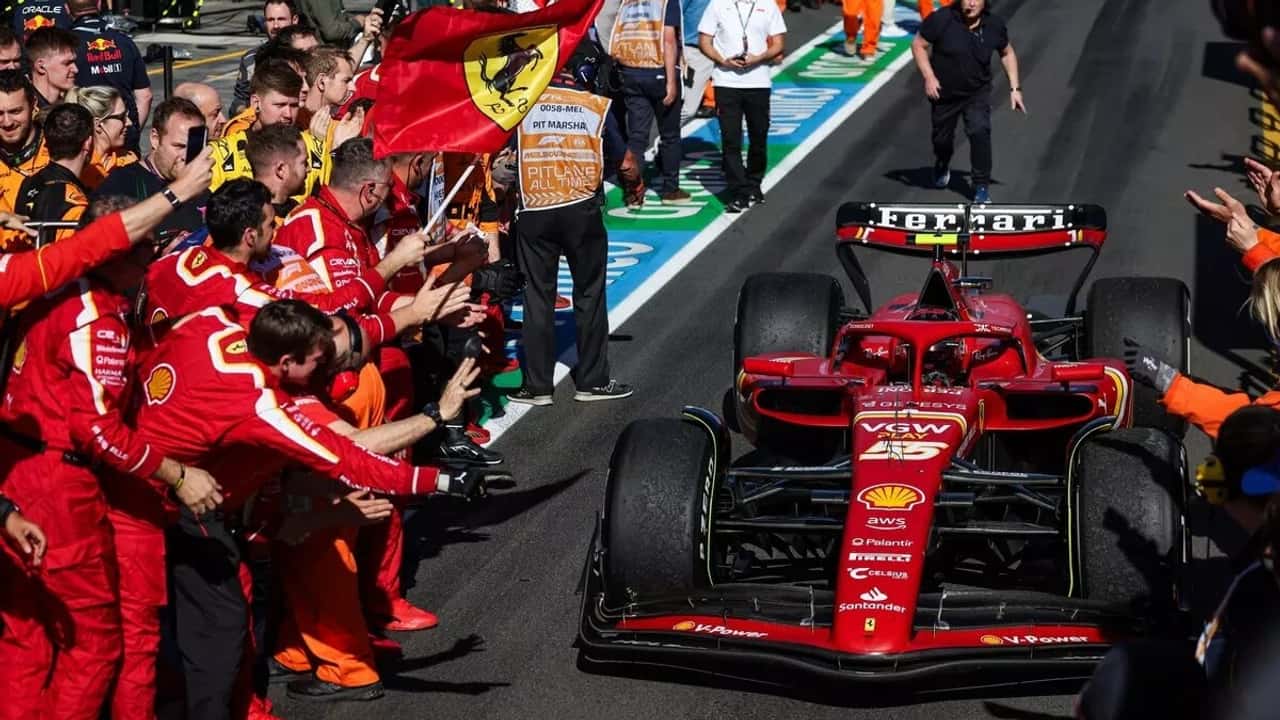 carlos-sainz-ferrari-sf-24