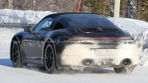 Makyajlı Porsche 911 Targa casus fotoğrafları