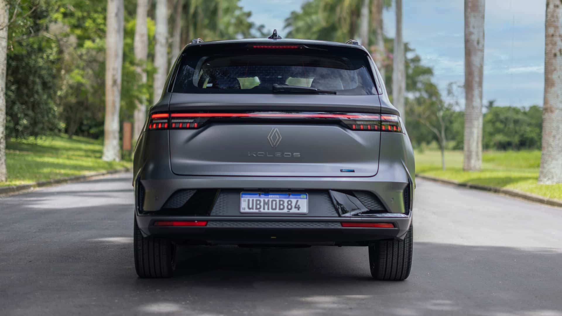 Renault Koleos híbrido já está em pré-venda por R$ 289.990