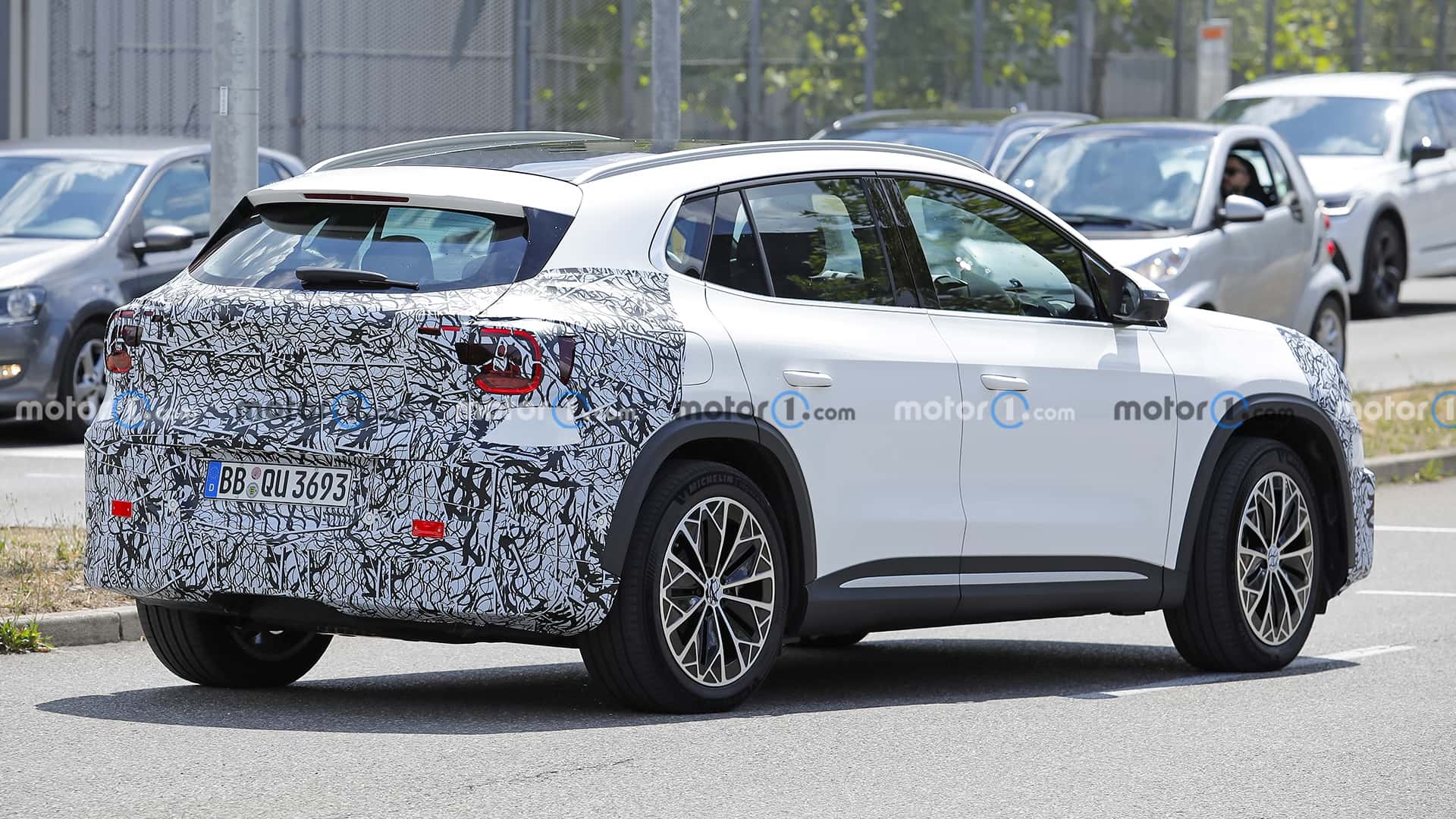 mercedes-gla-2027-erlkonig.jpg