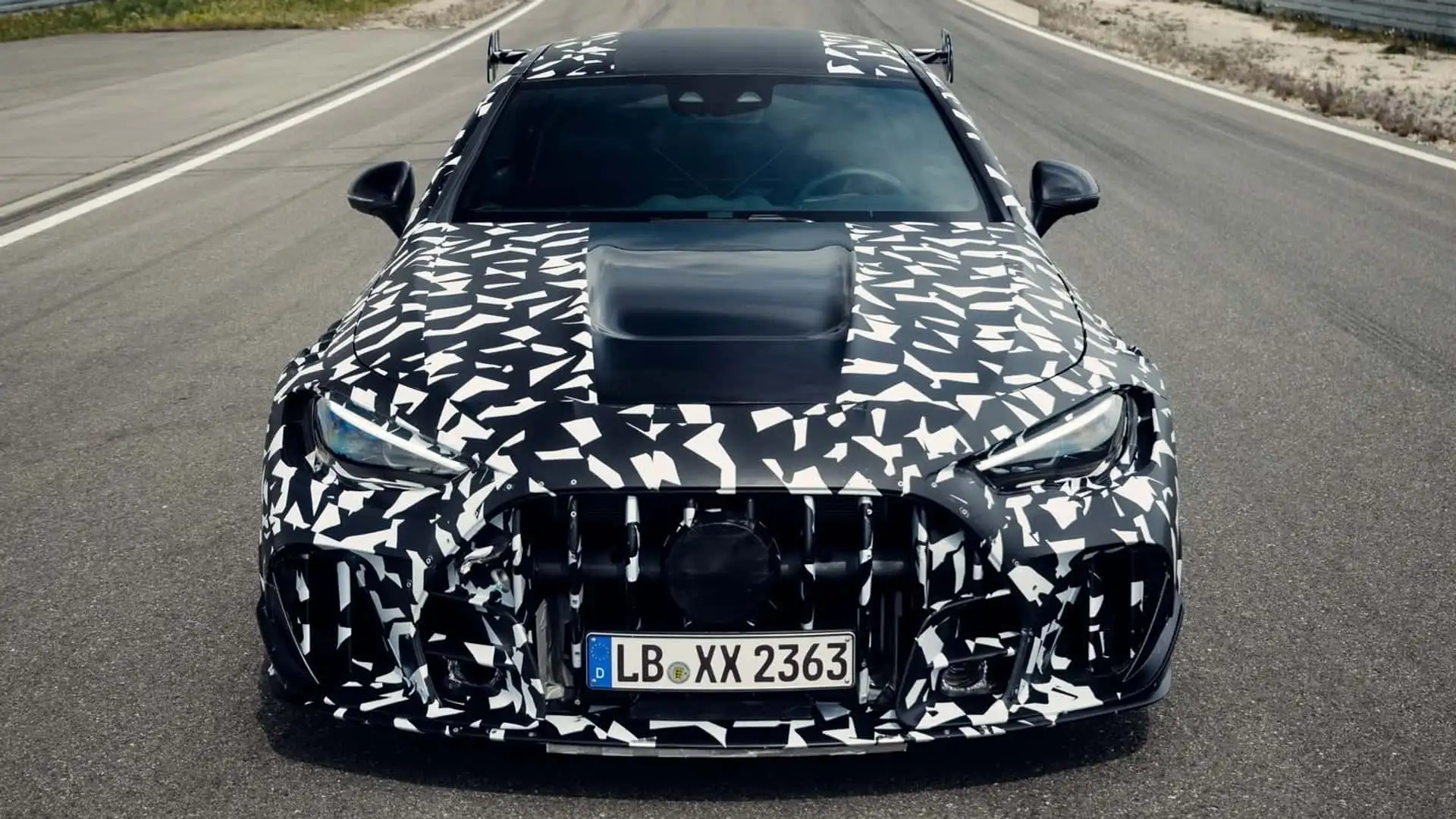 https://cdn.motor1.com/images/mgl/L3yLgL/s1/mercedes-amg-cle-based-mythos-model-teasers.webp