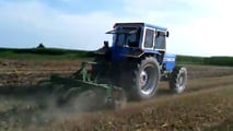 Preparazione del letto di semina della soia in minima lavorazione