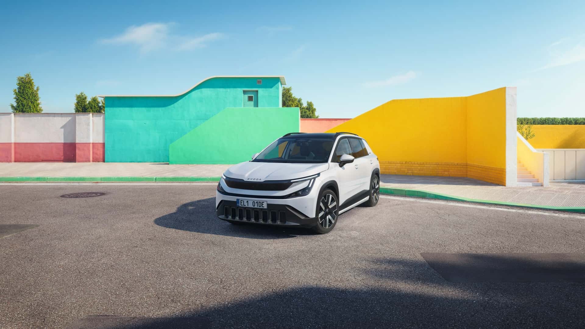 https://cdn.motor1.com/images/mgl/L3yVWm/s1/2026-skoda-epiq.jpg