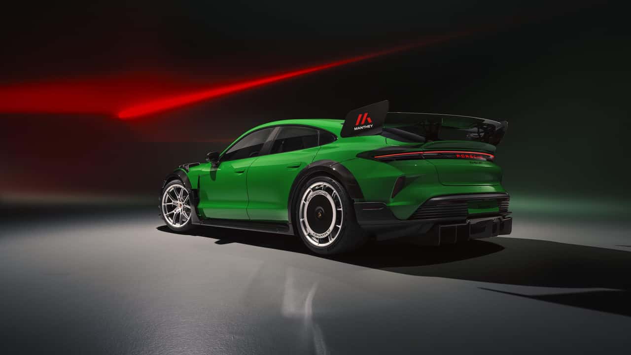 Pirelli Porsche Taycan Turbo GT