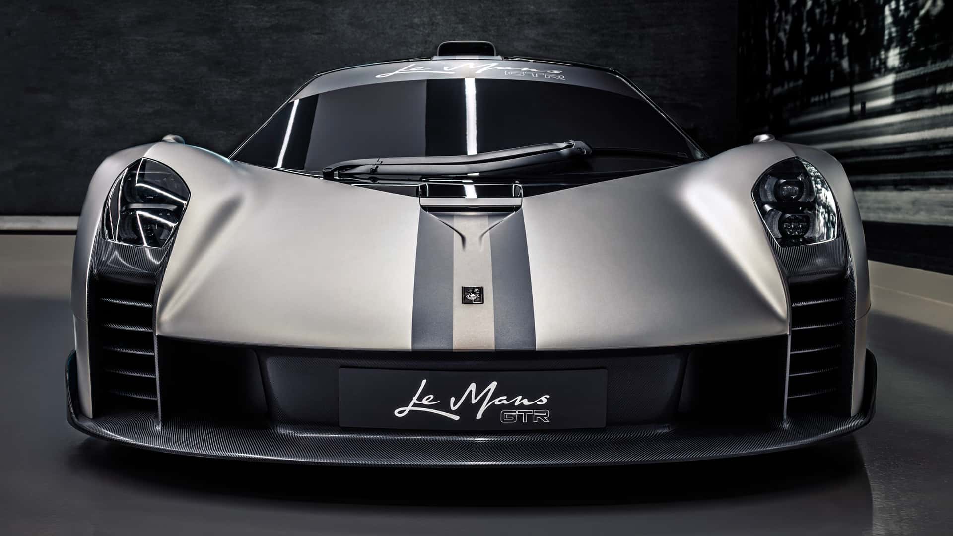 https://cdn.motor1.com/images/mgl/L3yn3j/s1/gordon-murray-le-mans-gtr-xp1.jpg