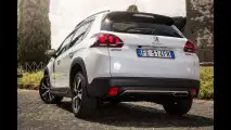 Peugeot 2008, la prova dell'Apple CarPlay