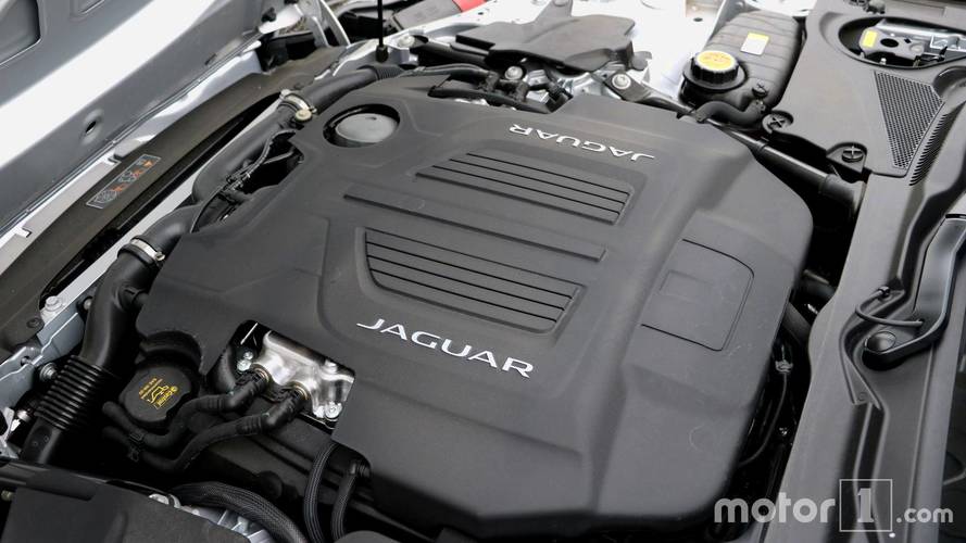 Jaguar F-Type 400 Sport