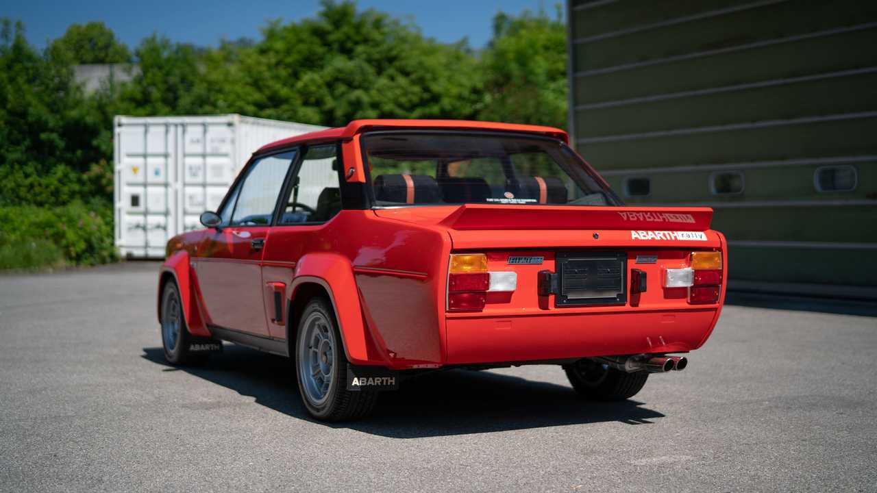 1976 FIAT 131 Abarth Rally Stradale