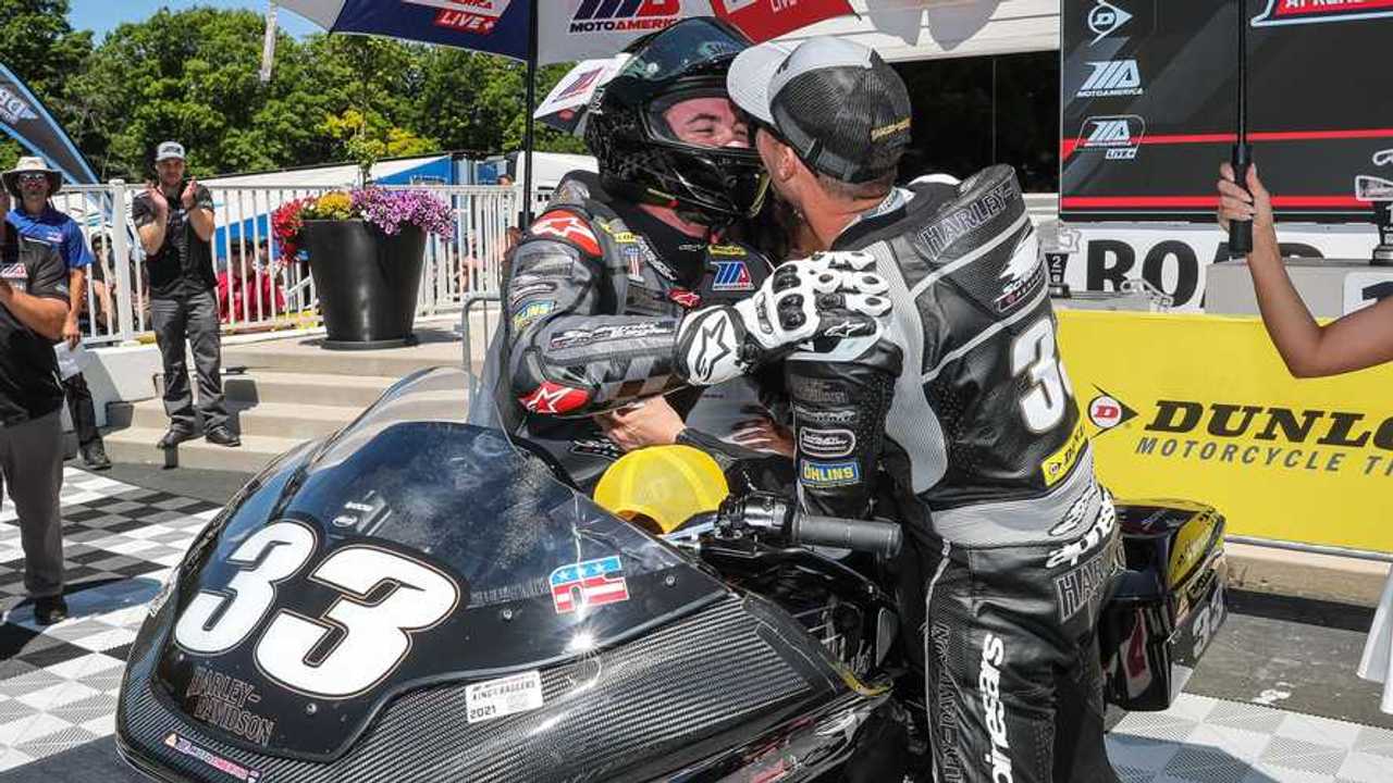 Wyman Brothers Celebrate 1-2 Finish in King of the Baggers at Road America 2021