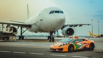 Lamborghini Huracán RWD als Follow-Me Car am Flughafen Bologna