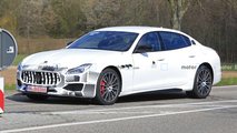 Maserati Quttroporte facelift spy photo