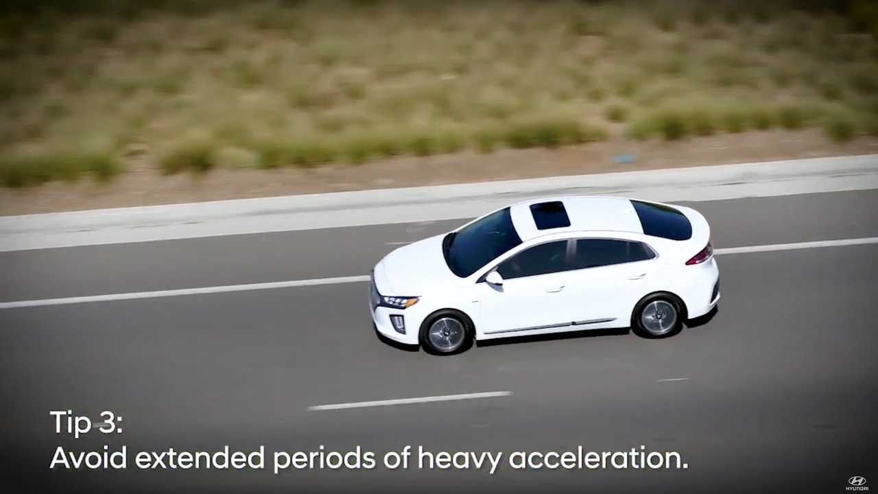Hyundai Advices How To Maximizing EV Battery Life